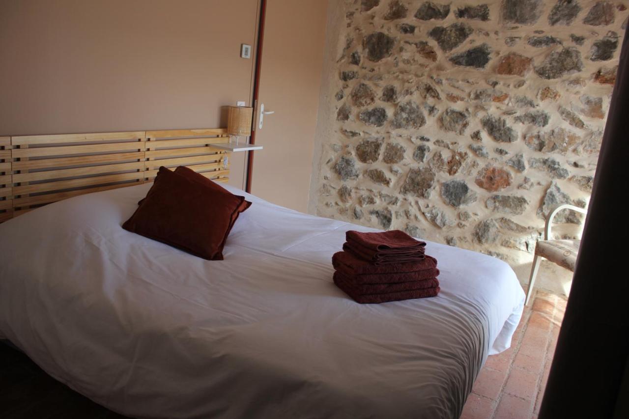 Gite De Charme Pour 10 Personnes Camélas Extérieur photo
