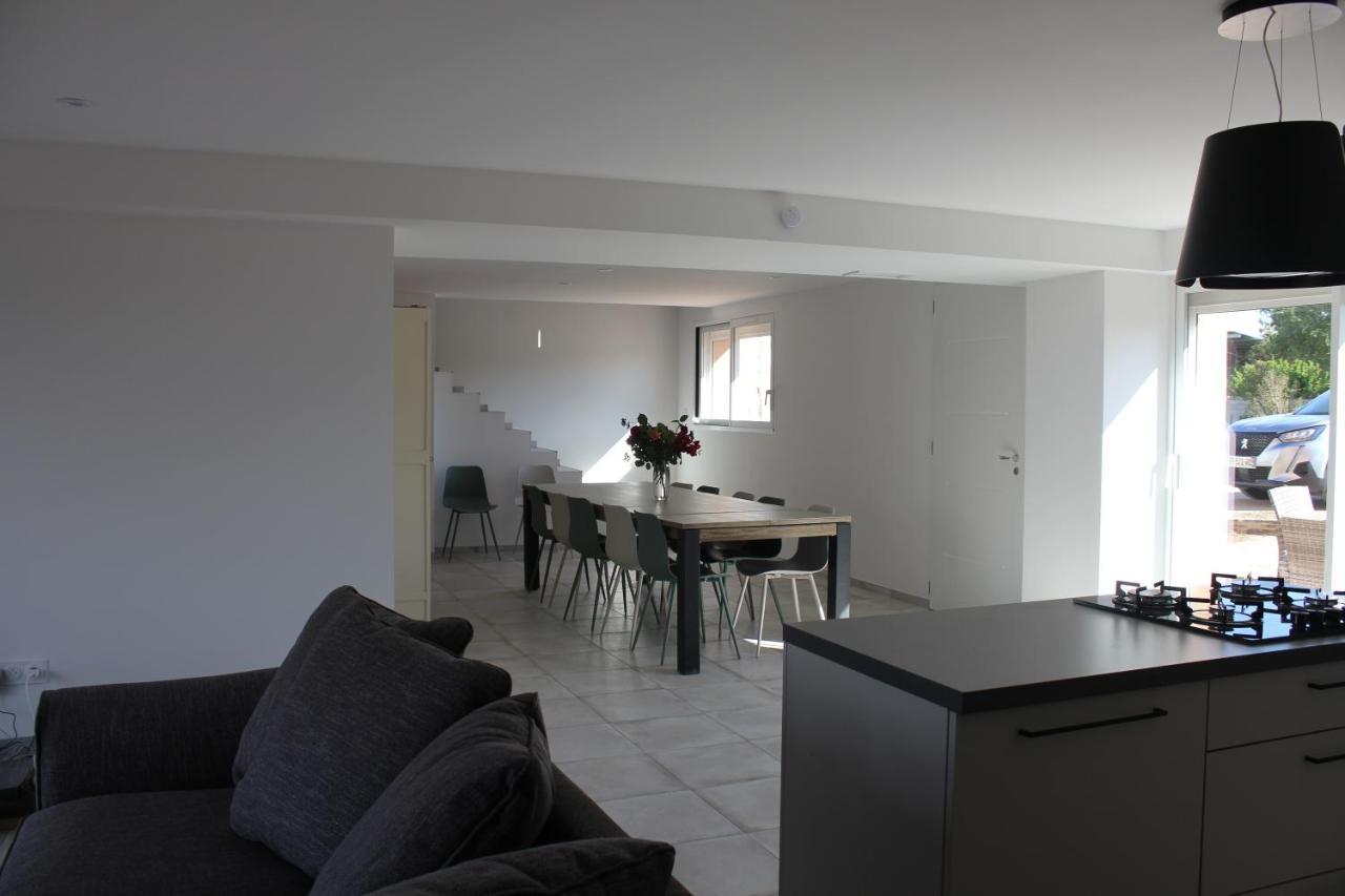 Gite De Charme Pour 10 Personnes Camélas Extérieur photo