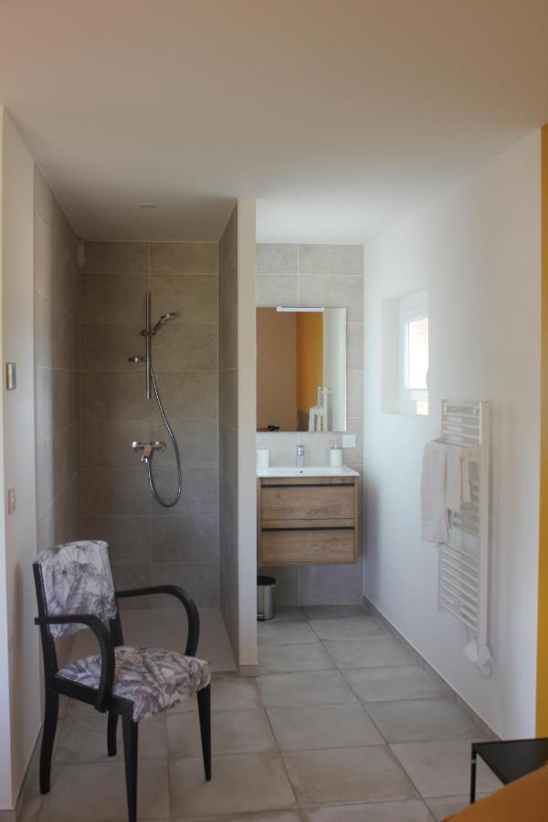 Gite De Charme Pour 10 Personnes Camélas Extérieur photo