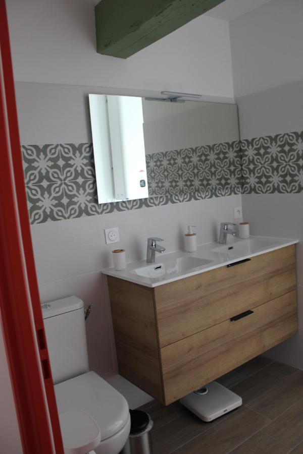 Gite De Charme Pour 10 Personnes Camélas Extérieur photo