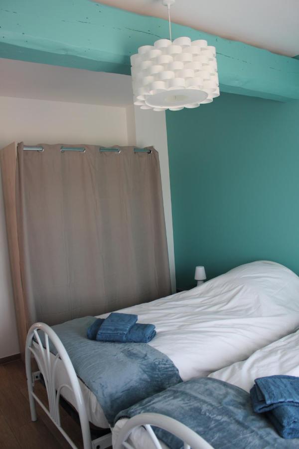 Gite De Charme Pour 10 Personnes Camélas Extérieur photo